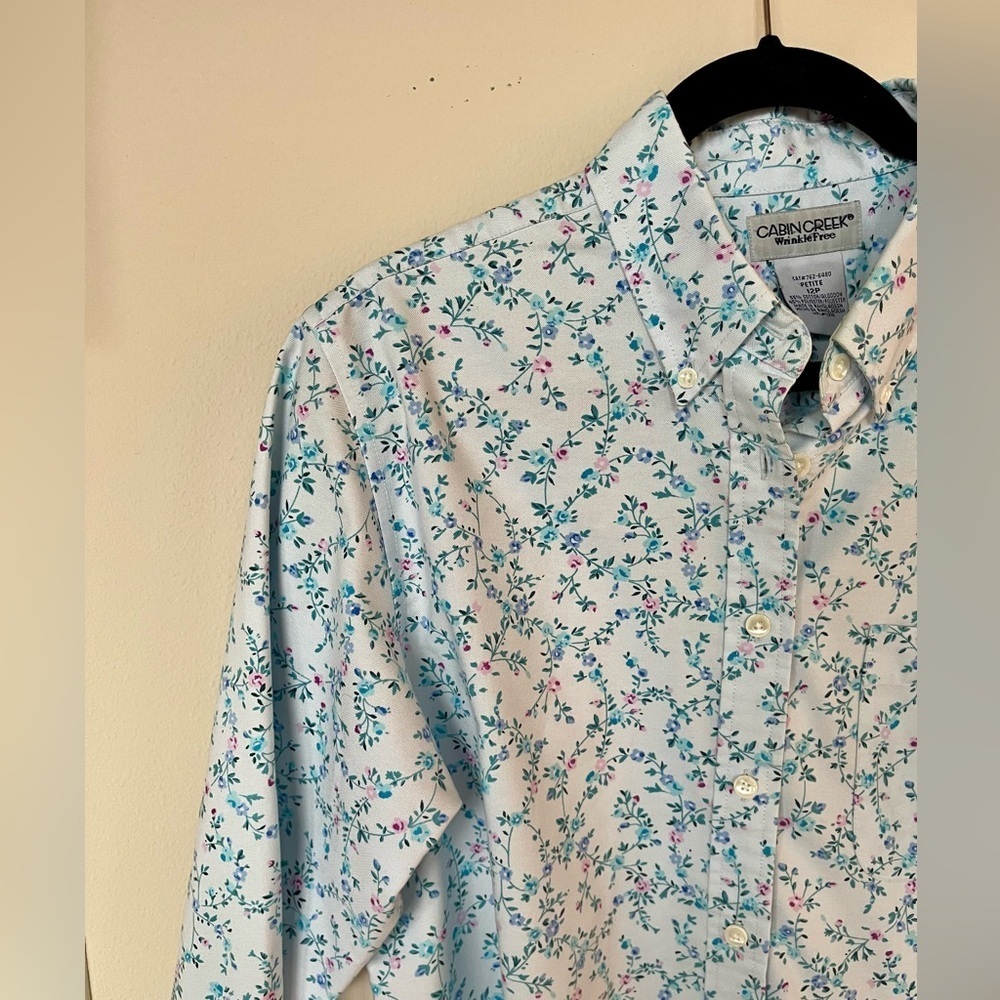Cabin Creek Aqua Floral Button Down | Size 12P | Like New | Discontinued - Picture 10 of 12